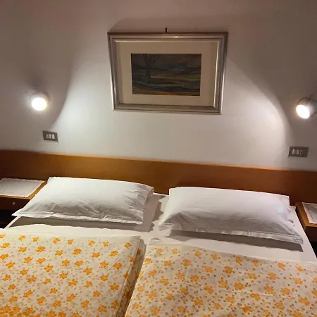 Gasthof Albergo Ressmair Meran Exterior foto