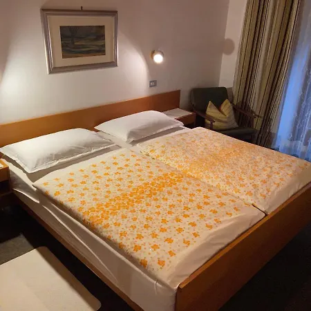 Gasthof Albergo Ressmair Meran Exterior foto